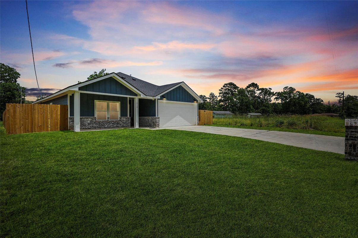 Attached, Backyard, Exterior, Facade, Ranch