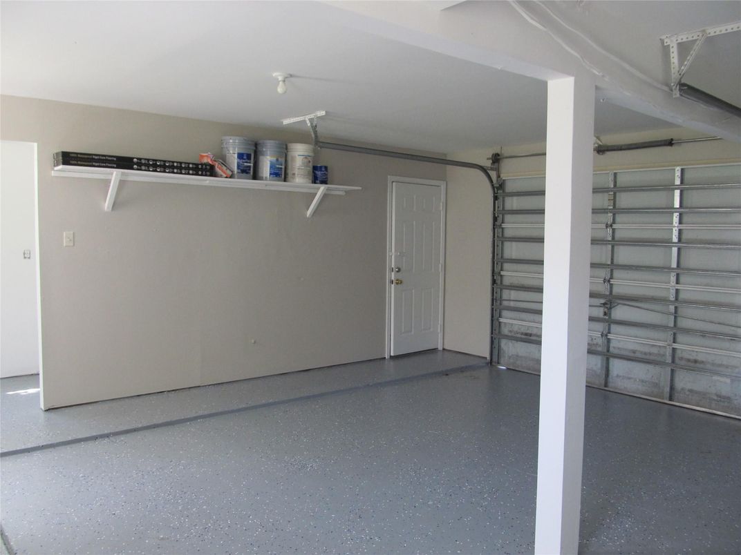 Garage, Interior