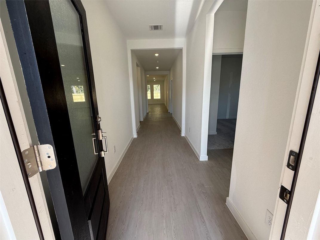 Interior, Recessed Lighting, Wood Texture Flooring