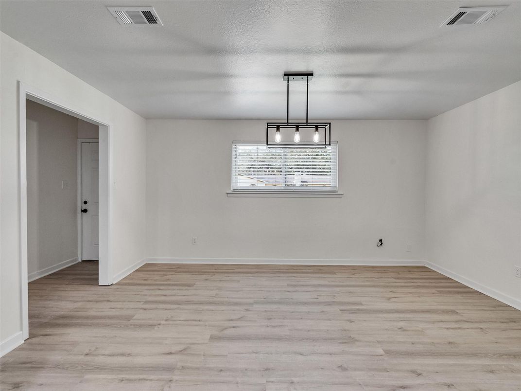 Empty room, Interior, Pendant Lights, Wood Texture Flooring