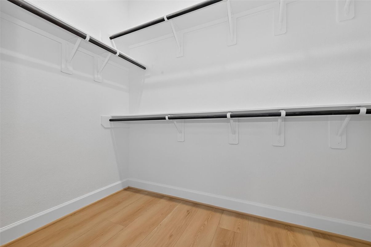 Interior, Walk-in Closets, Wood Texture Flooring