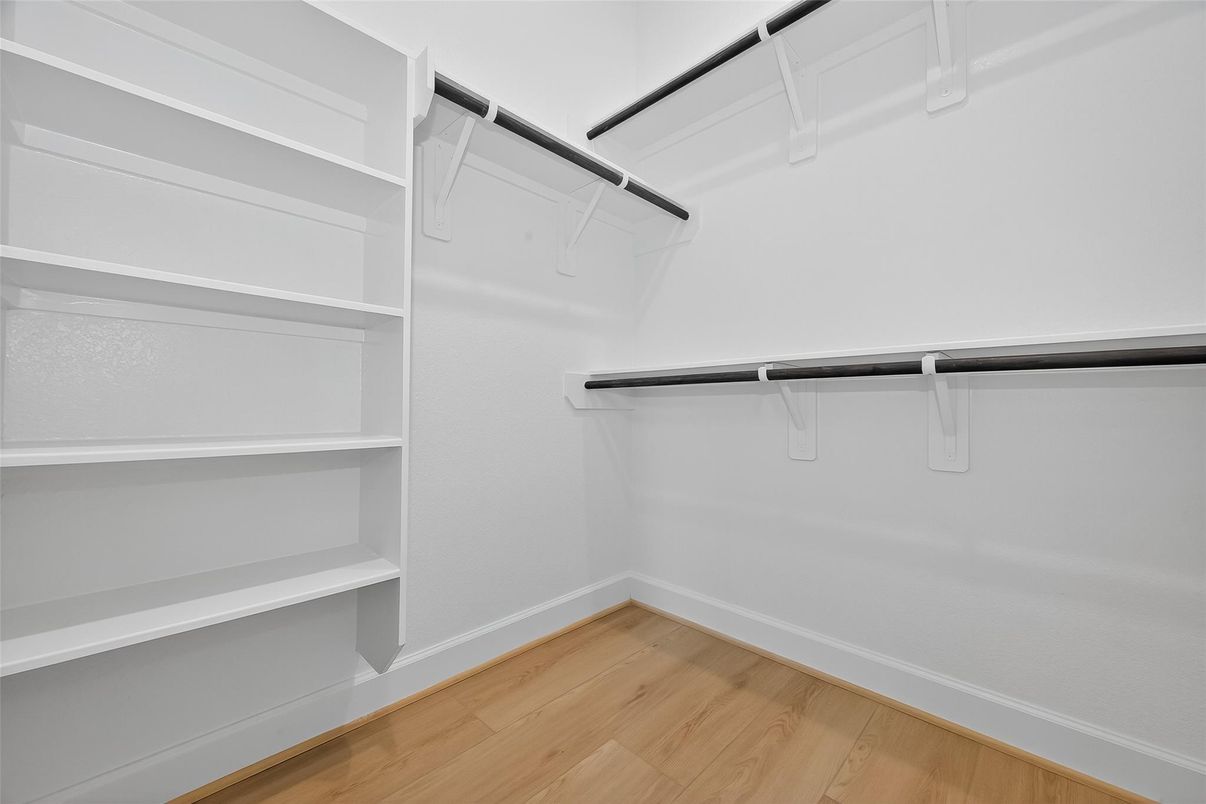 Interior, Walk-in Closets, Wood Texture Flooring