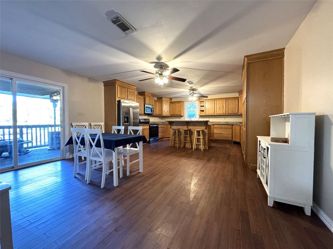 Dining room, Interior, Kitchen, Stainless Steel Appliances, Wood Texture Flooring