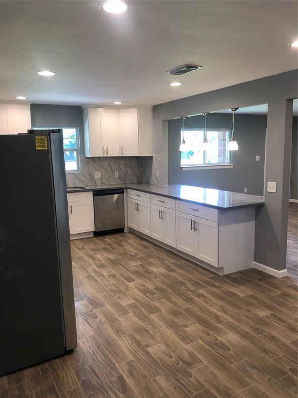 Interior, Kitchen, Marble Walls, Pendant Lights, Recessed Lighting, Wood Texture Flooring