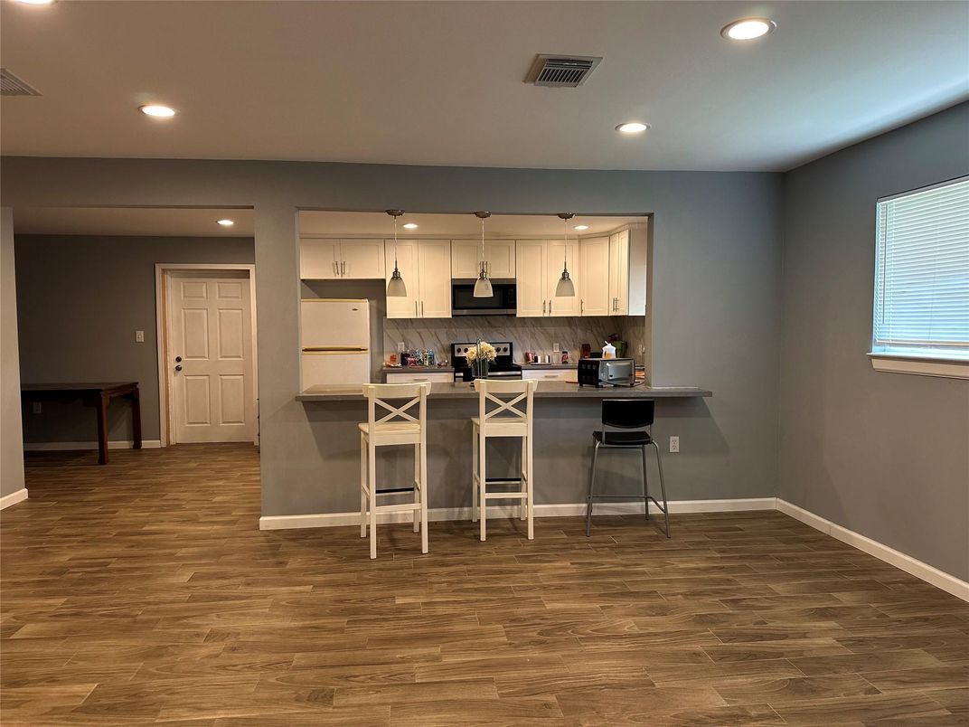 Interior, Kitchen, Recessed Lighting, Wood Texture Flooring