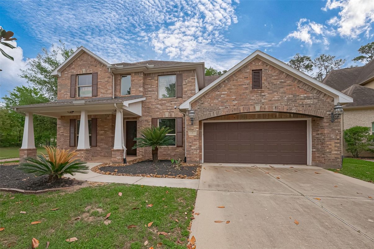 Attached, Exterior, Facade, Brick Facade, Brick Traditional