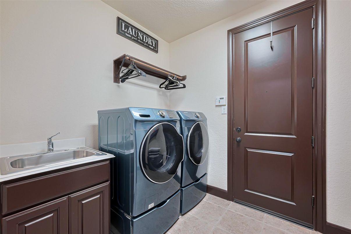 Interior, Washer