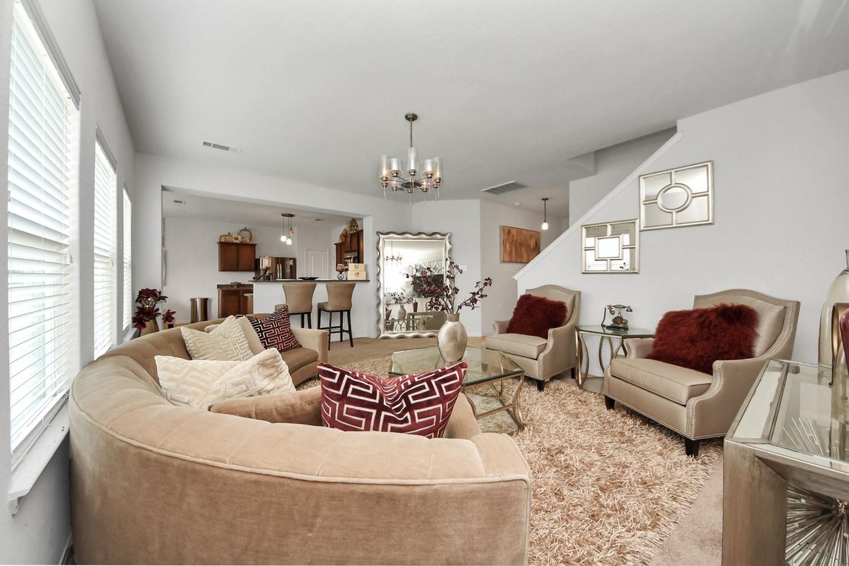 Chandelier, Interior, Kitchen, Living room, Pendant Lights