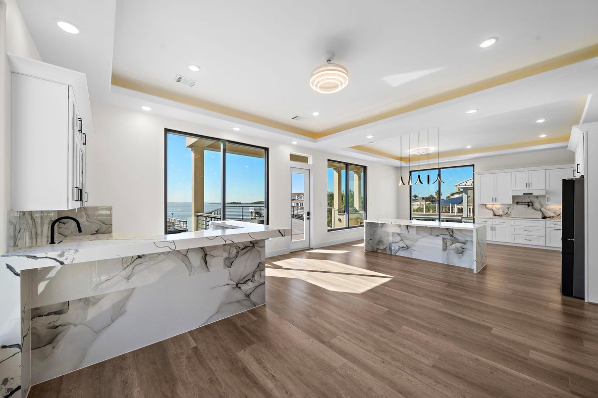 Interior, Kitchen, Pendant Lights, Recessed Lighting, Water, Wood Texture Flooring