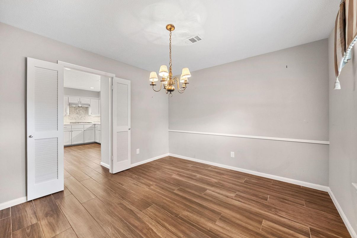 Chandelier, Empty room, Interior, Wood Texture Flooring