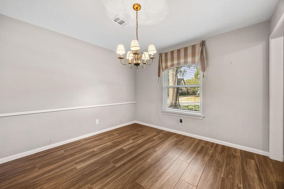 Chandelier, Empty room, Interior, Wood Texture Flooring