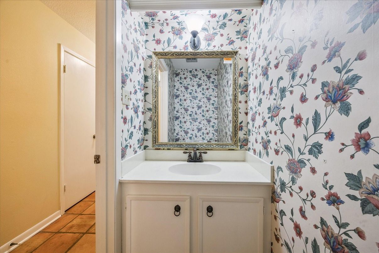 Bathroom, Interior