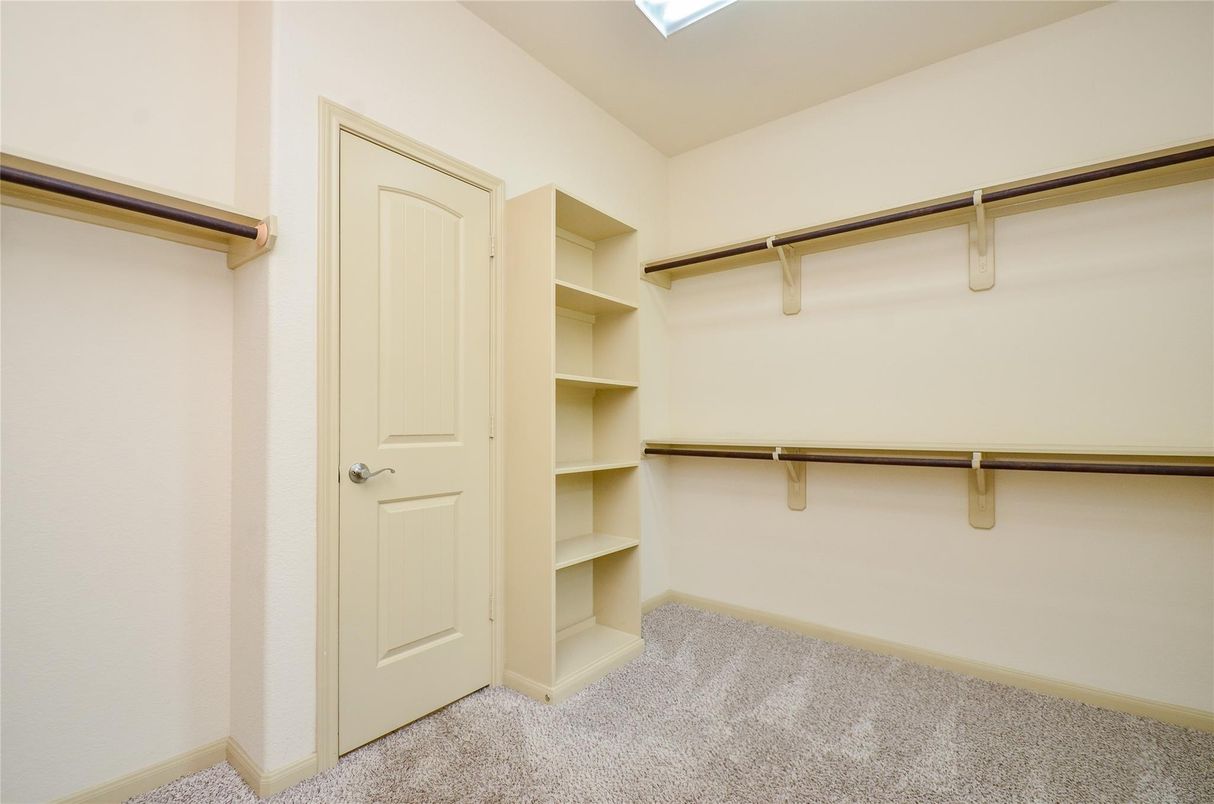 Interior, Walk-in Closets