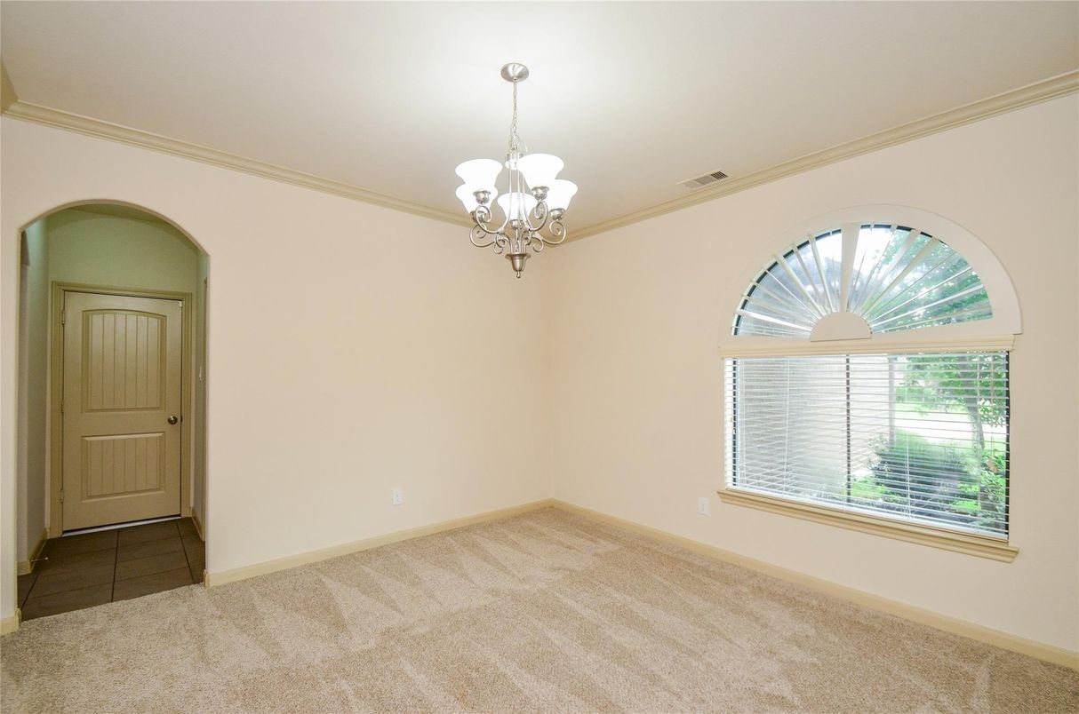 Chandelier, Empty room, Interior