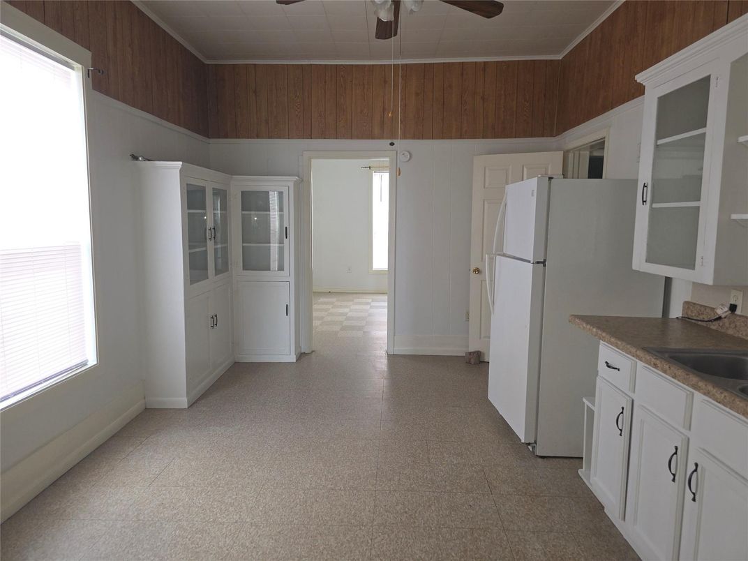 Empty room, Interior, Kitchen