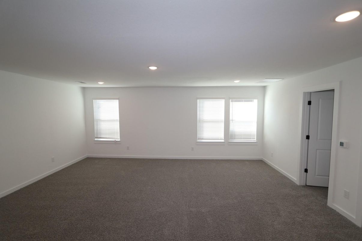 Empty room, Interior, Recessed Lighting