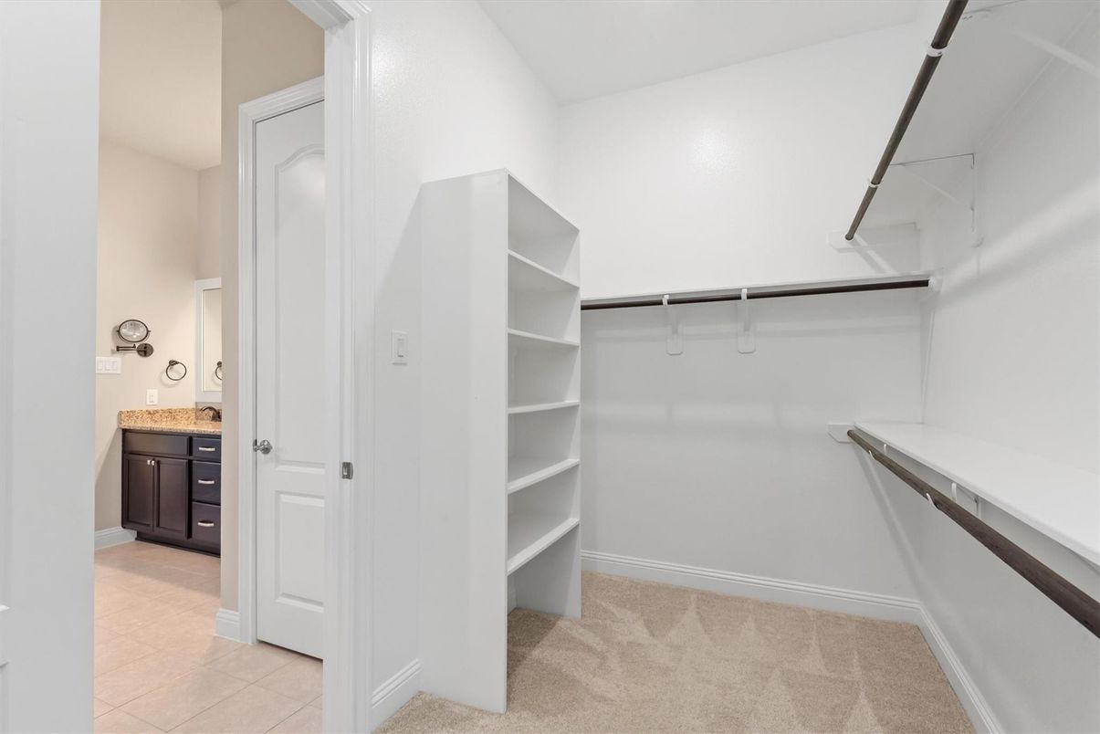 Interior, Walk-in Closets