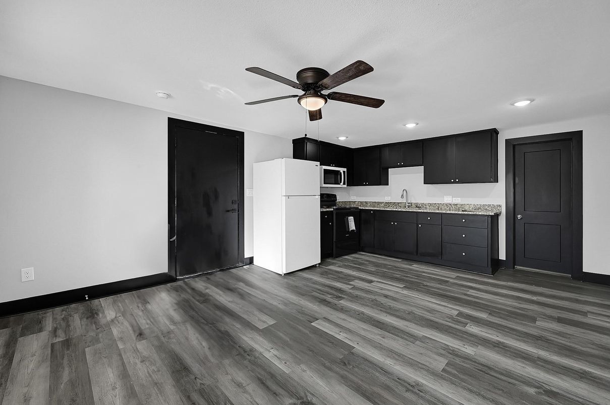 Interior, Kitchen, Recessed Lighting, Wood Texture Flooring