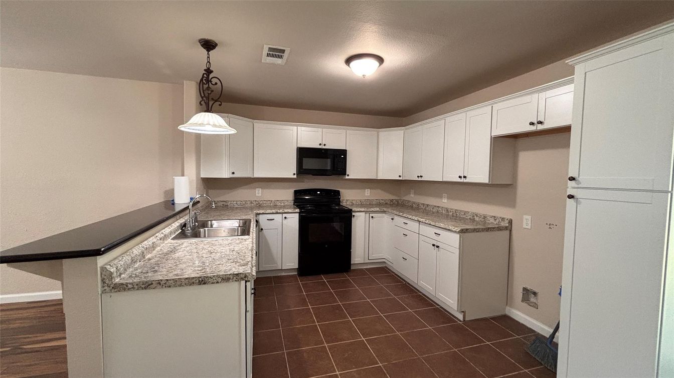 Interior, Kitchen, Pendant Lights