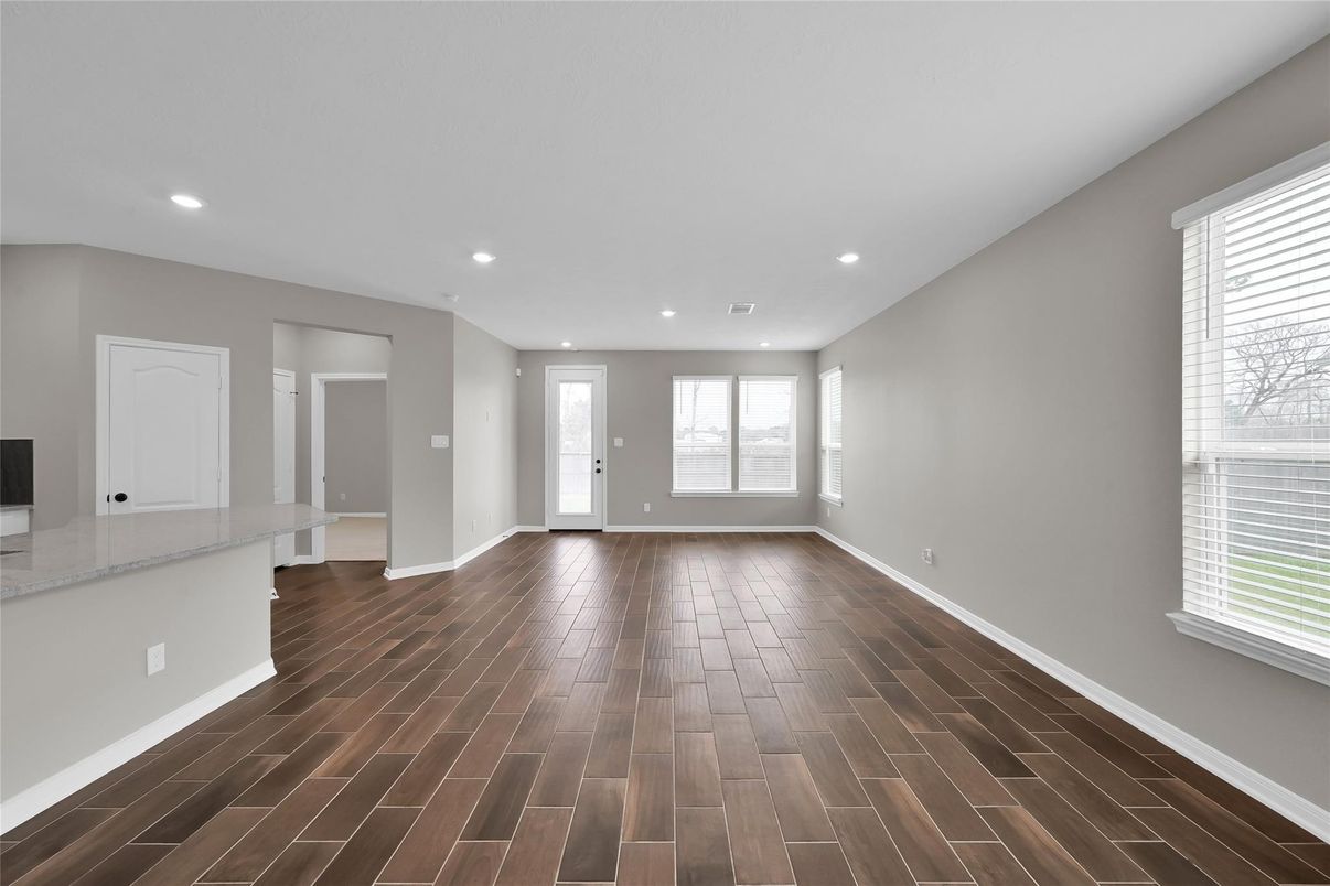 Empty room, Interior, Recessed Lighting, Wood Texture Flooring