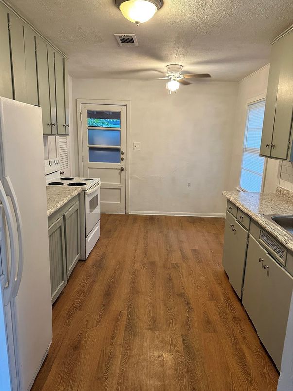 Interior, Kitchen, Wood Texture Flooring