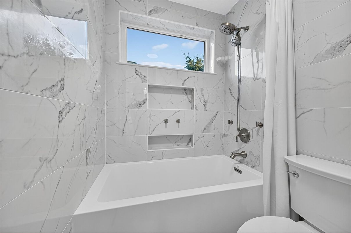 Bathroom, Interior, Marble Walls