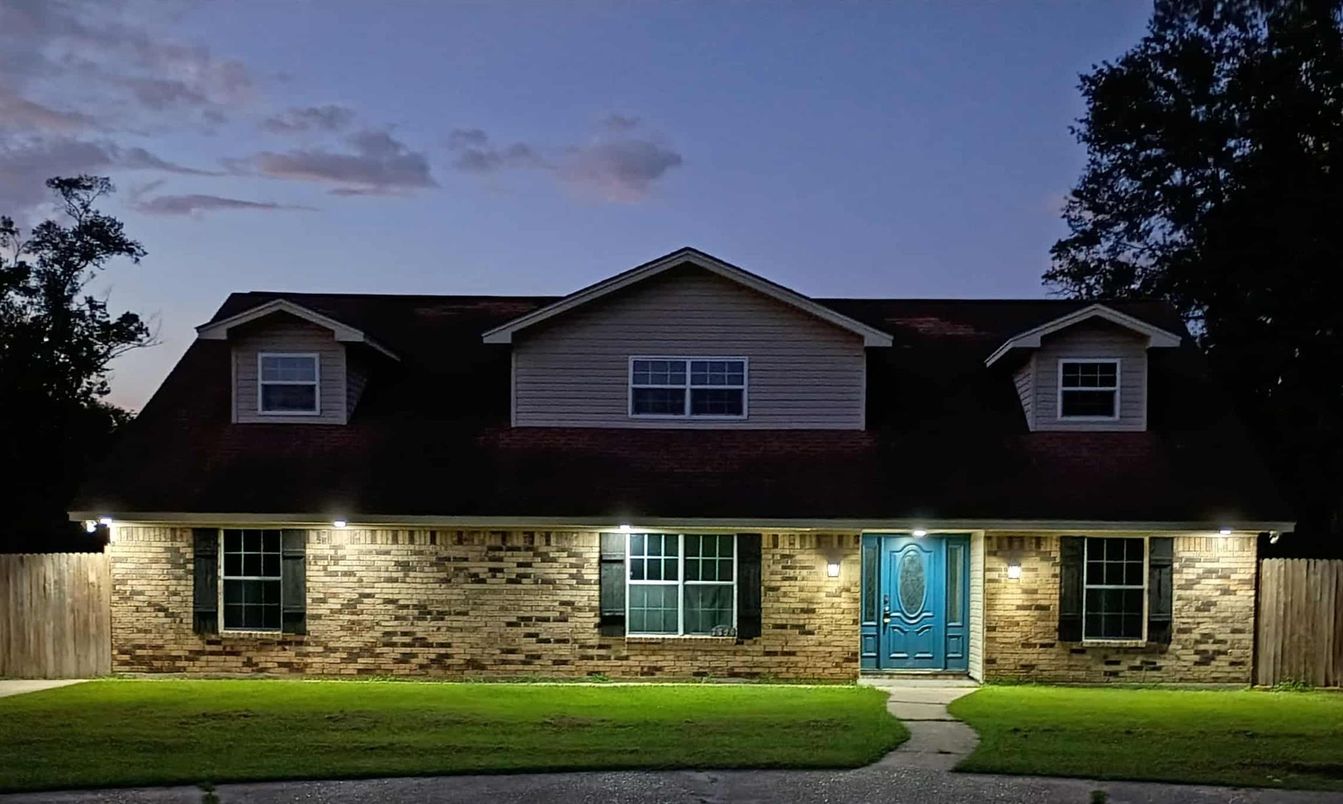 Exterior, Facade, American Craftsman