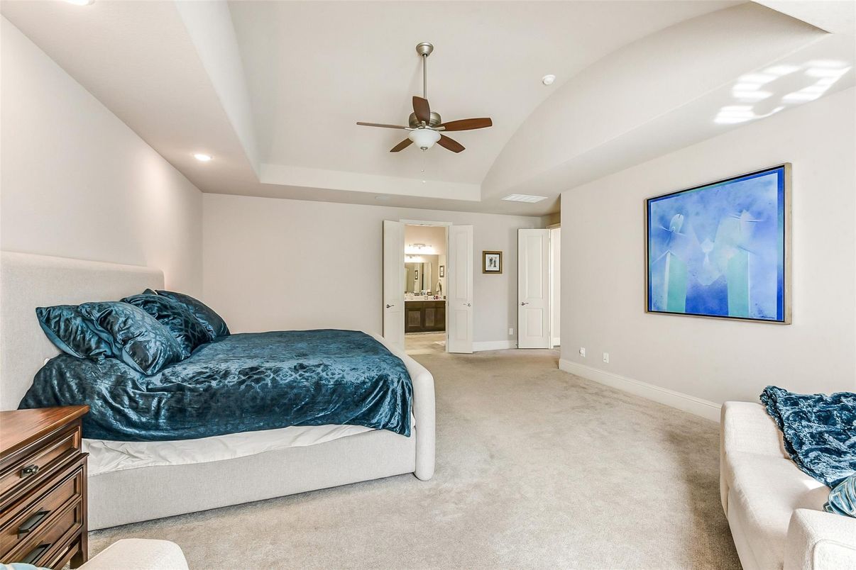 Bedroom, Interior, Recessed Lighting