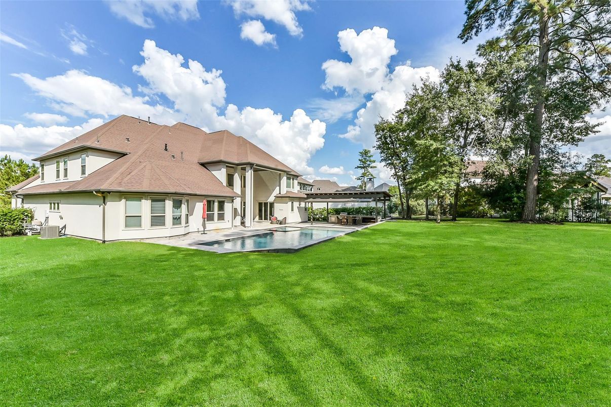 Backyard, Exterior, Pool