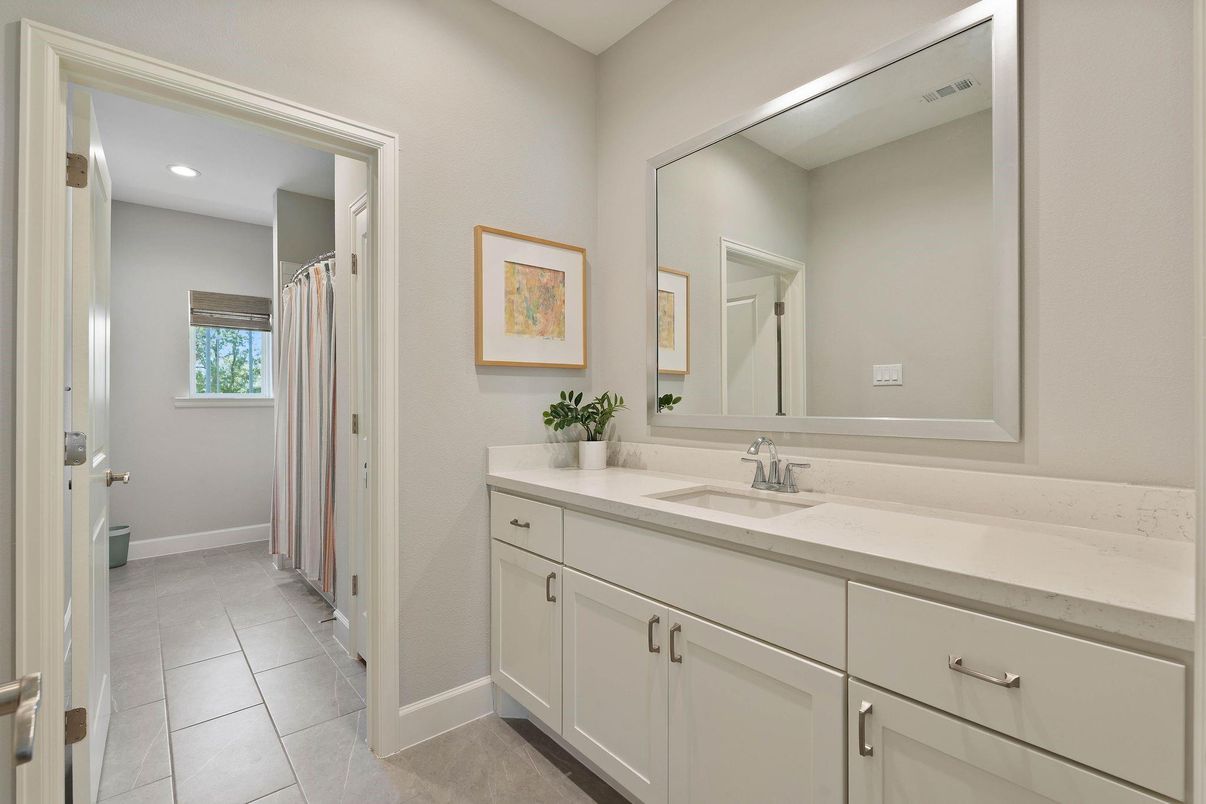 Bathroom, Interior, Recessed Lighting
