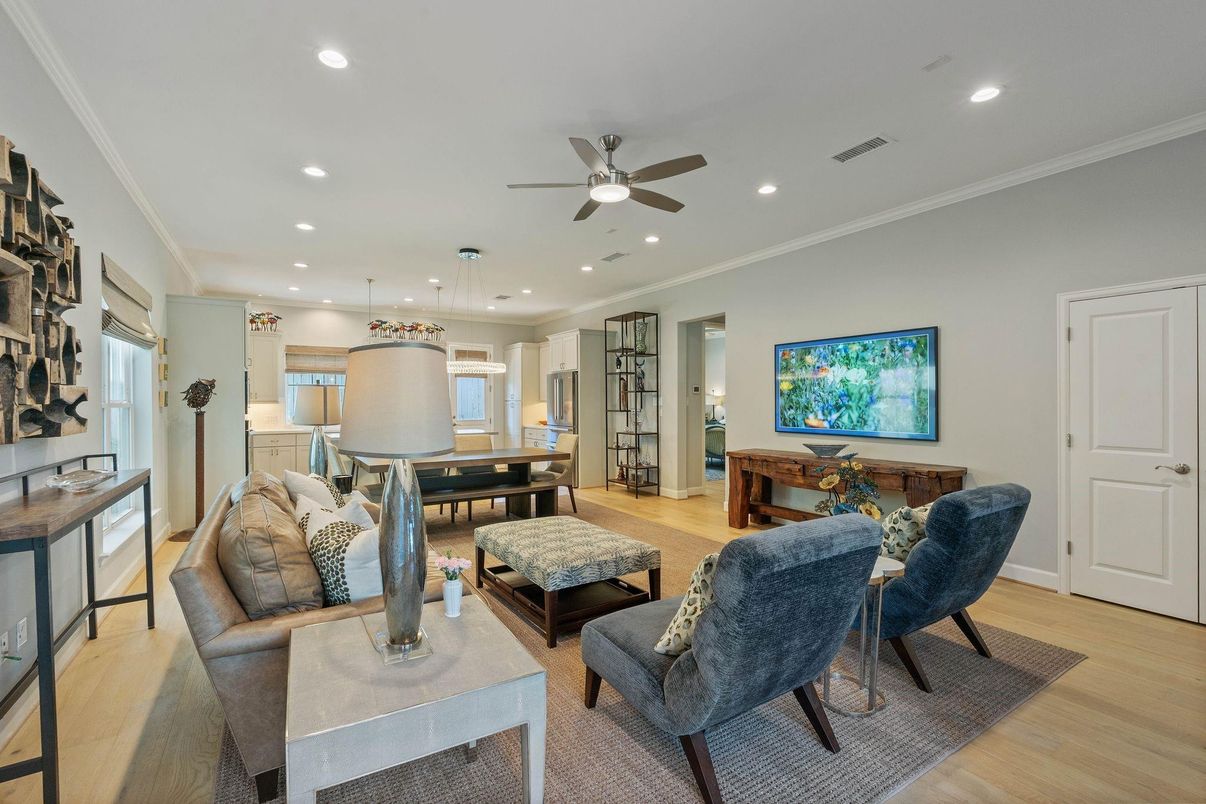 Dining room, Interior, Living room, Pendant Lights, Recessed Lighting, Wood Texture Flooring
