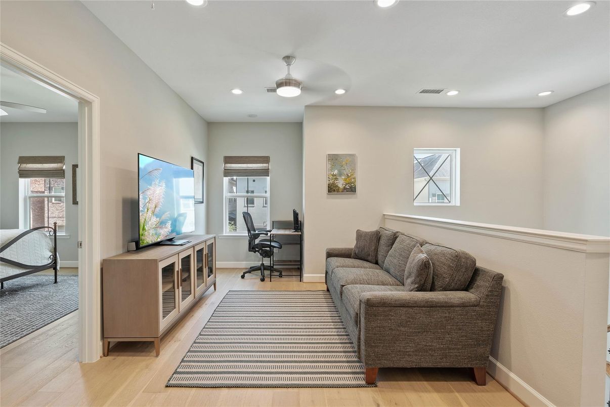 Home Office, Interior, Living room, Recessed Lighting, Wood Texture Flooring