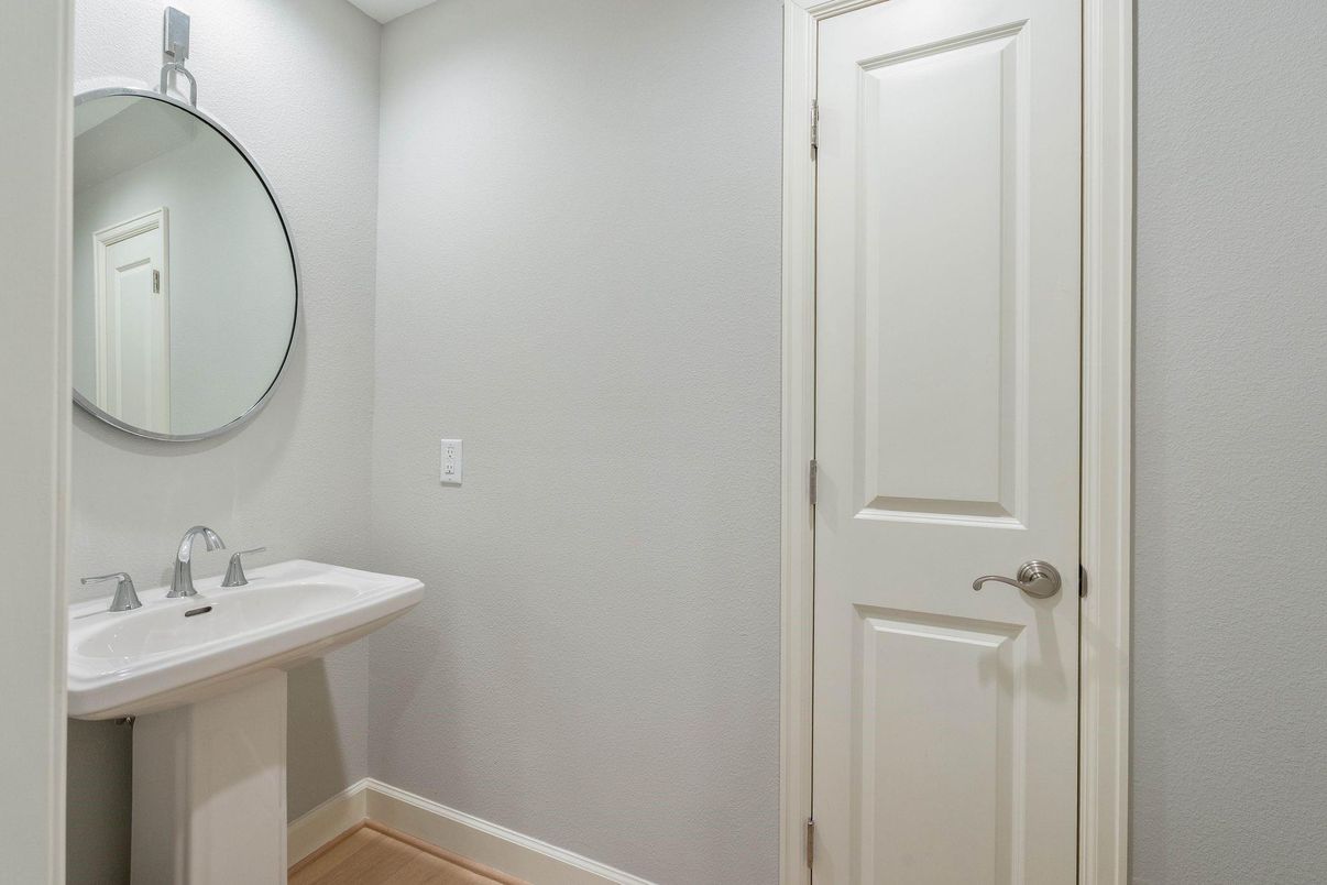 Bathroom, Interior
