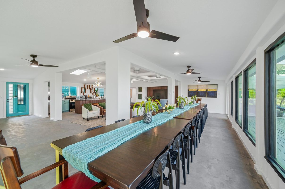Dining room, Interior, Kitchen, Recessed Lighting, Water