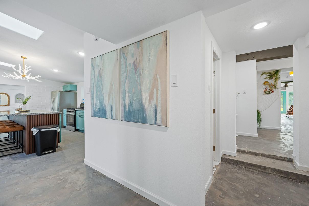 Interior, Kitchen, Recessed Lighting