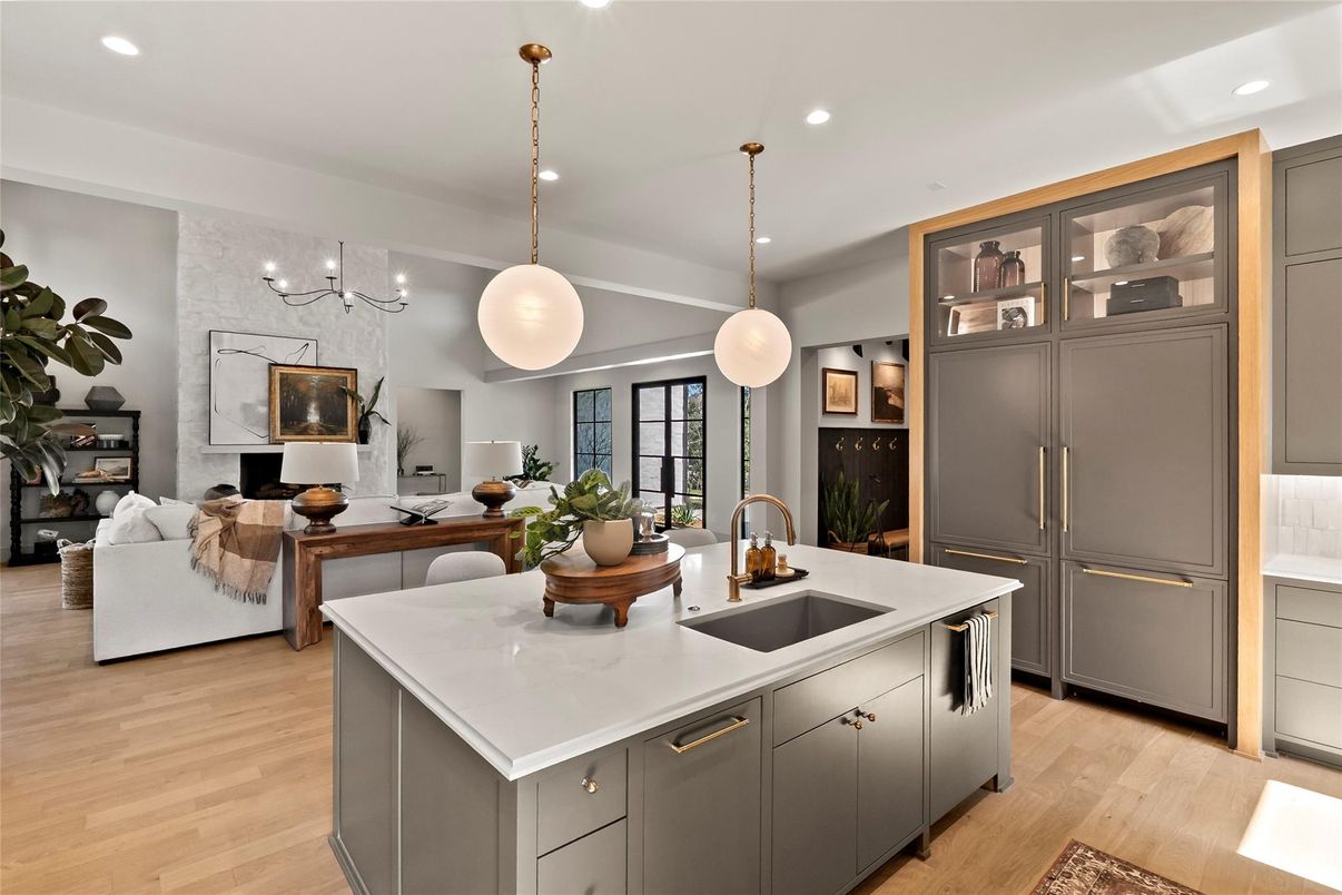 Interior, Kitchen, Living room, Pendant Lights, Recessed Lighting, Wood Texture Flooring