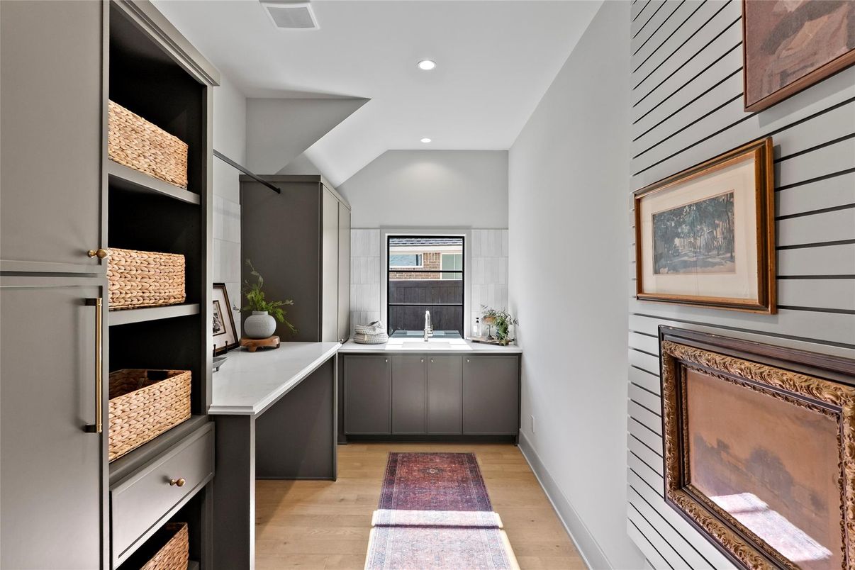 Interior, Recessed Lighting, Wood Texture Flooring