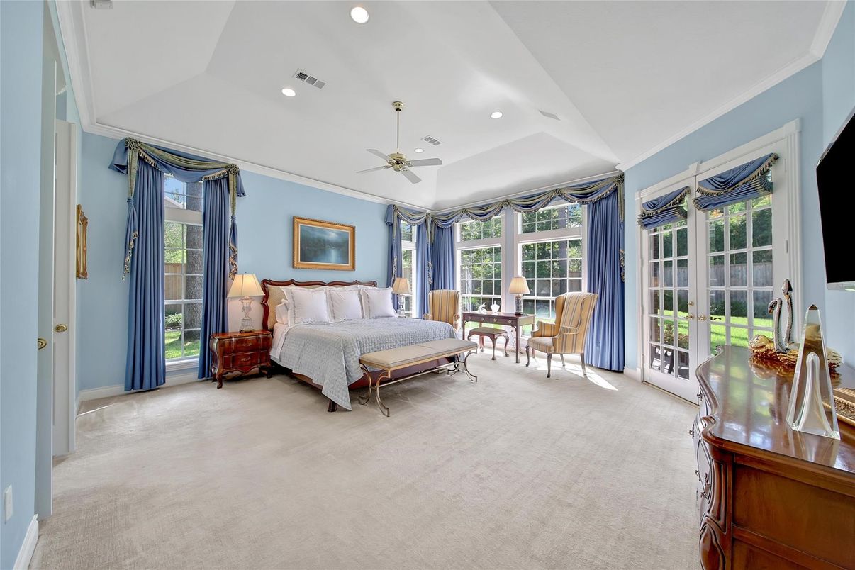 Bedroom, Interior, Recessed Lighting