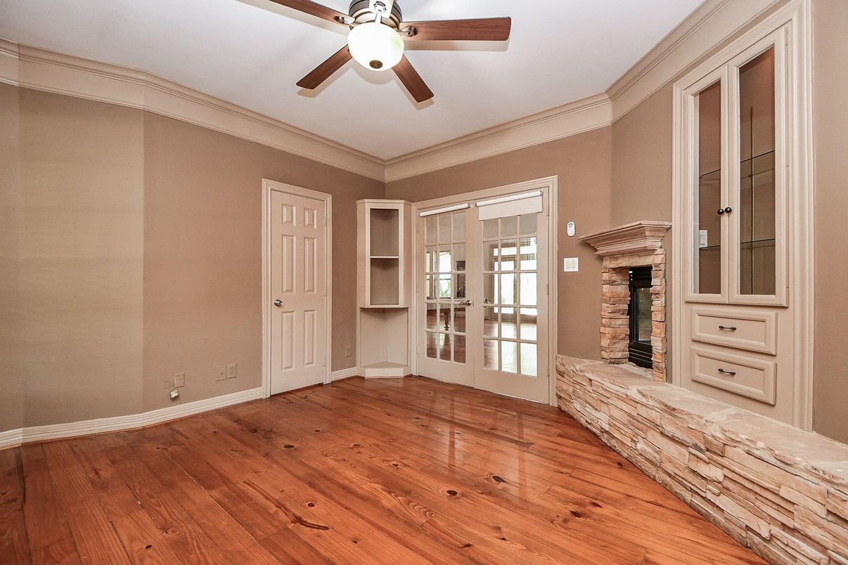 Empty room, Fireplace, Interior, Wood Texture Flooring