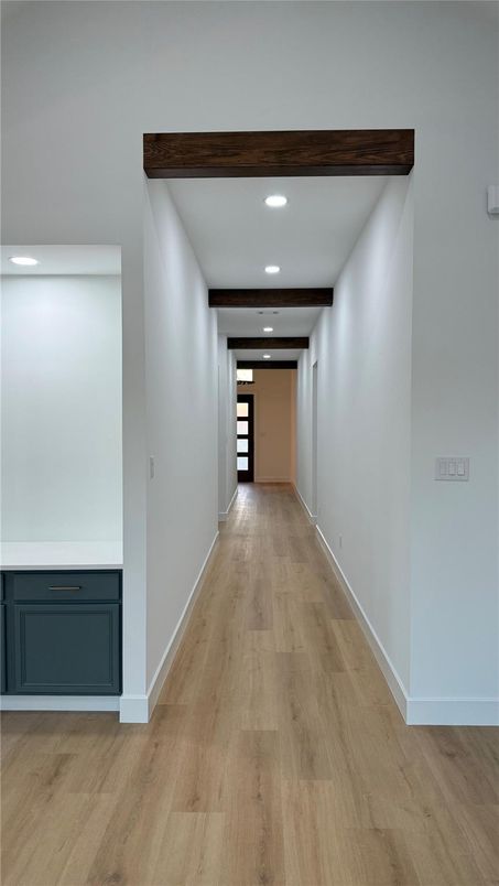 Interior, Recessed Lighting, Wood Texture Flooring