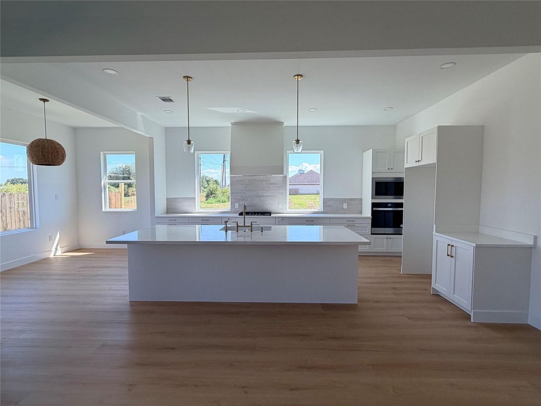 Interior, Kitchen, Pendant Lights, Recessed Lighting, Wood Texture Flooring
