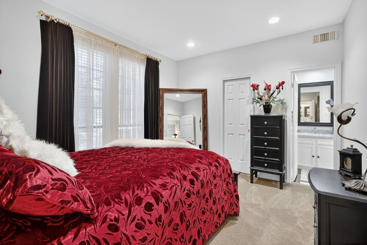 Bedroom, Interior, Recessed Lighting