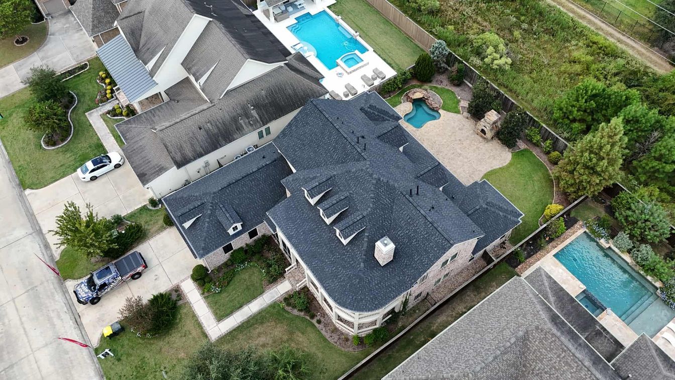 Exterior, Drone