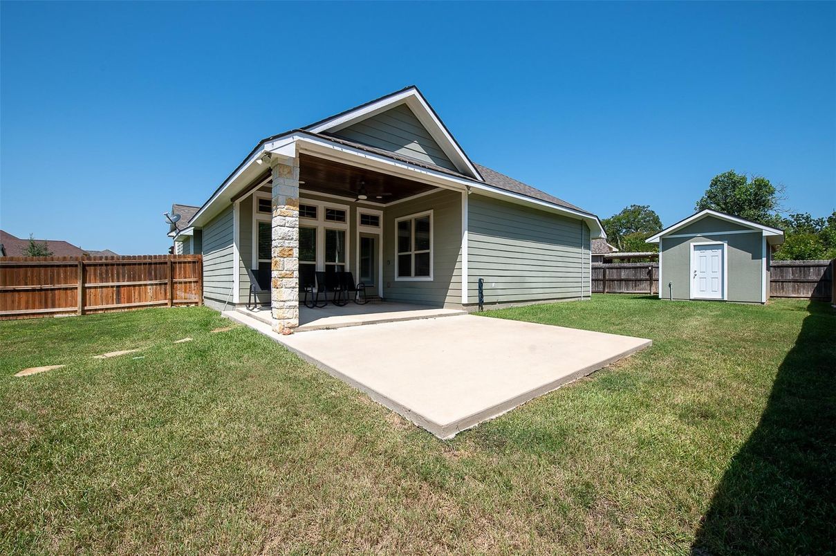 Backyard, Exterior
