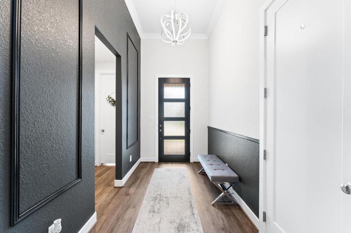 Interior, Pendant Lights, Wood Texture Flooring