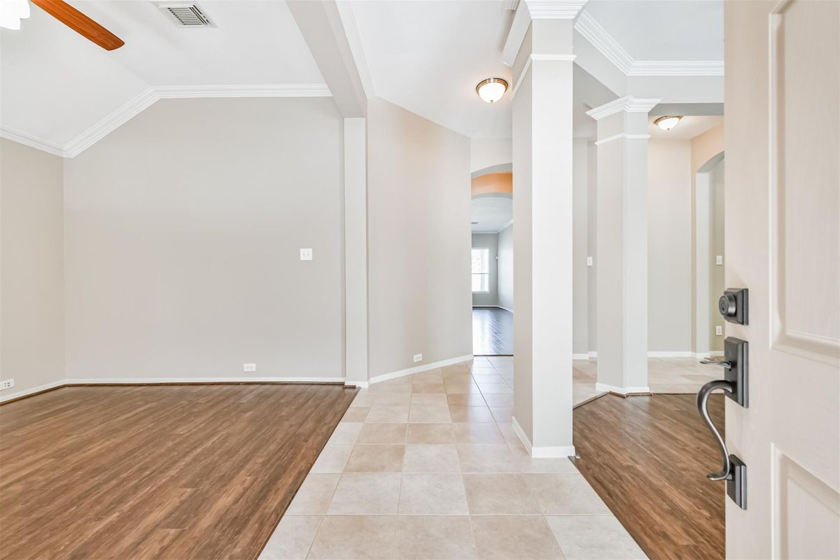 Empty room, Interior, Wood Texture Flooring