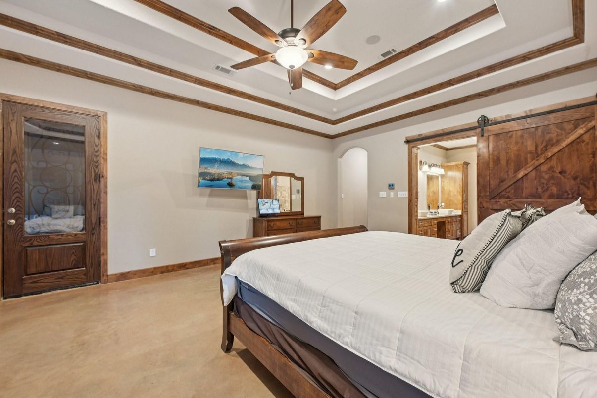 Bedroom, Interior, Recessed Lighting