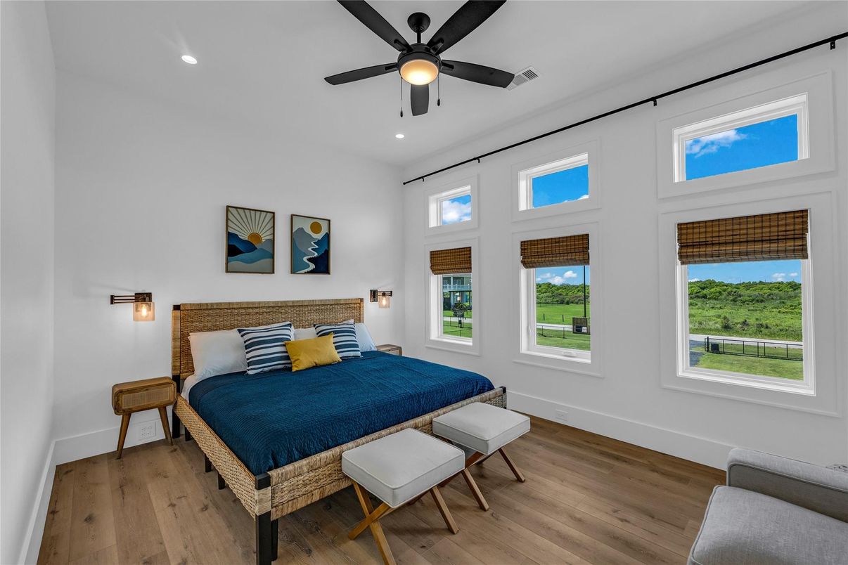 Bedroom, Interior, Recessed Lighting, Wood Texture Flooring