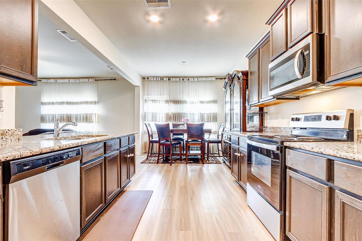 Dining room, Interior, Kitchen, Recessed Lighting, Wood Texture Flooring