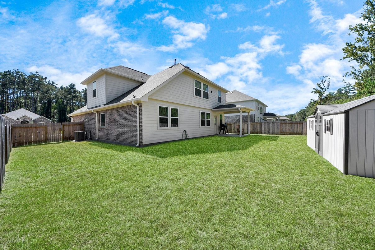 Backyard, Exterior